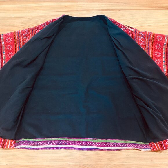 Rare Vintage Antique Hand Embroidered Hmong Coat - Picture 6 of 16